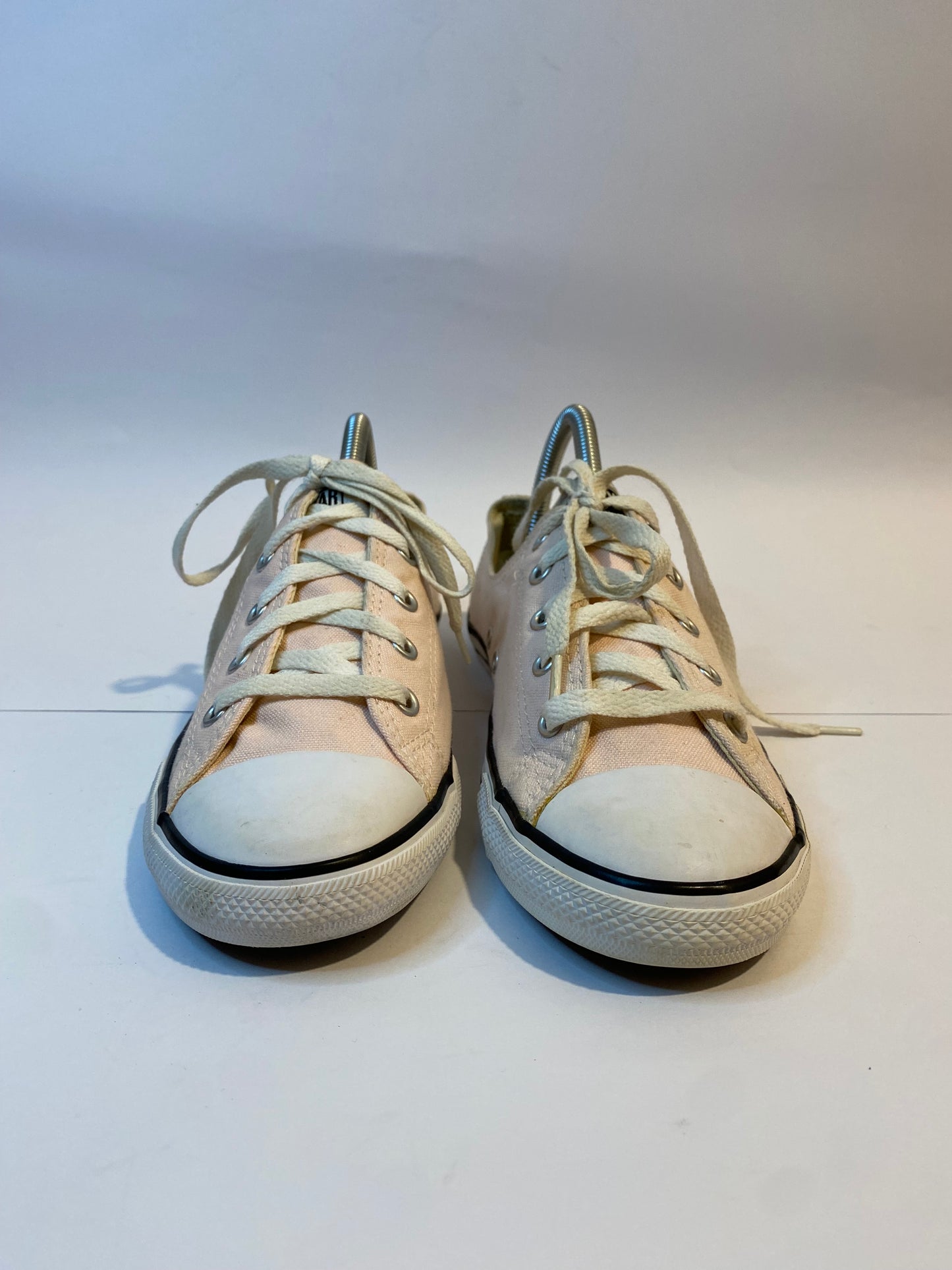 Converse Brown Beige	 Low-Top Sneakers