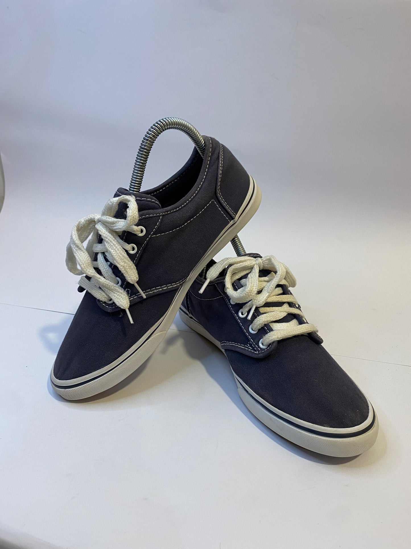 Vans Granite Grey	Low-Top Sneakers