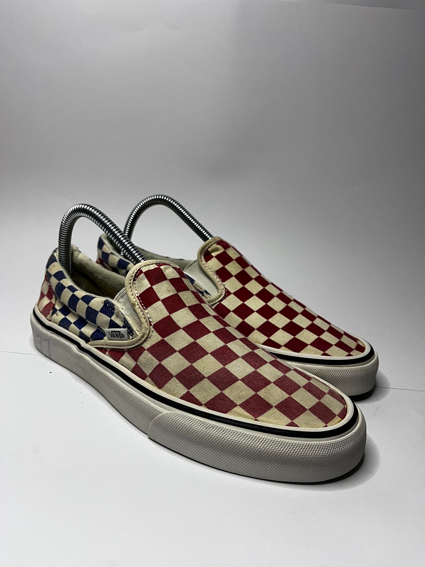 Vans Red and White Check-board	Low-Top Sneakers