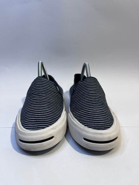 Vans Slip-On – Navy and White Stripes
